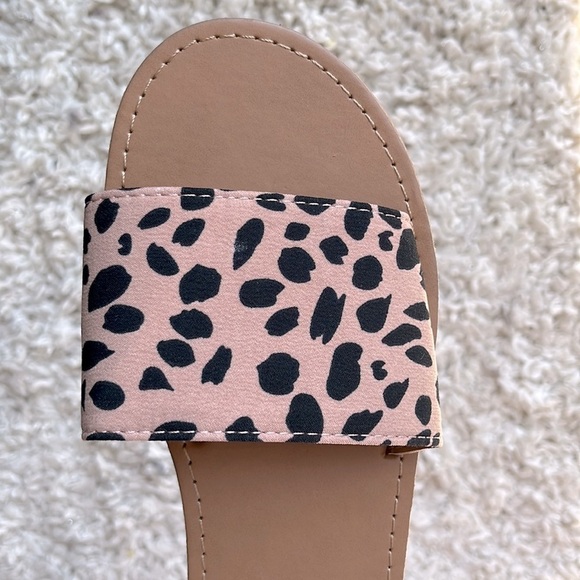 Loft Animal Print Band Slide Sandals - Picture 2 of 6